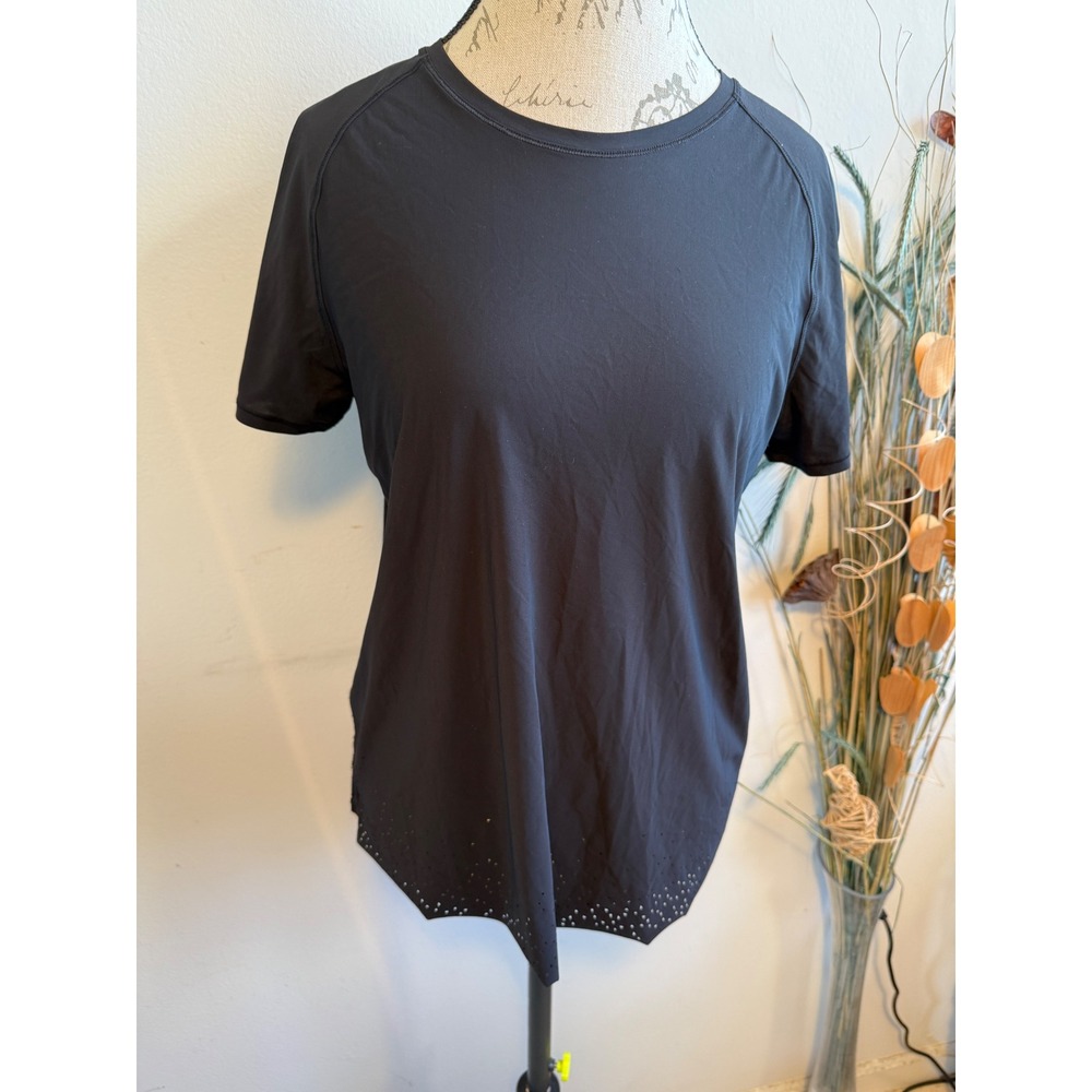 Lululemon Womens Black Split Back Laser Cut Short Sleeve Athletic Top Size 8